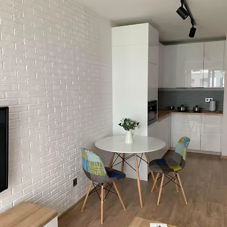 Slusarska A- Cozy Studio By Ann Apartment